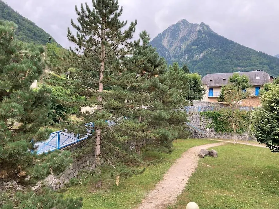 Le 31 Clos Sainte Marie Cauterets Lägenhet